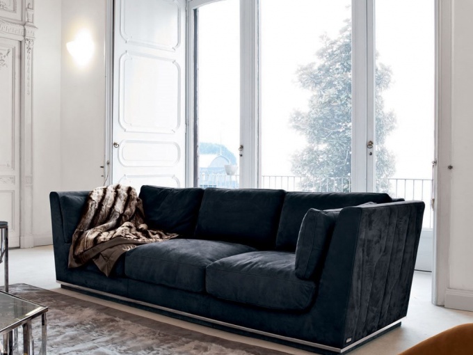 Nobu sofa