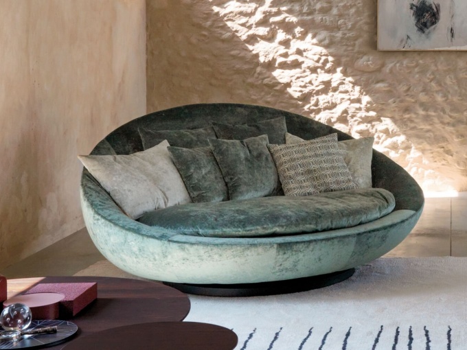 Lacoon Island sofa