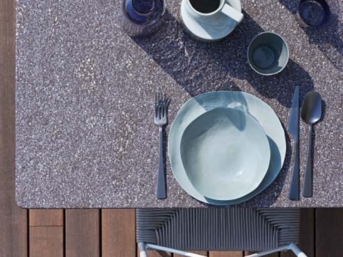 Fly Outdoor table