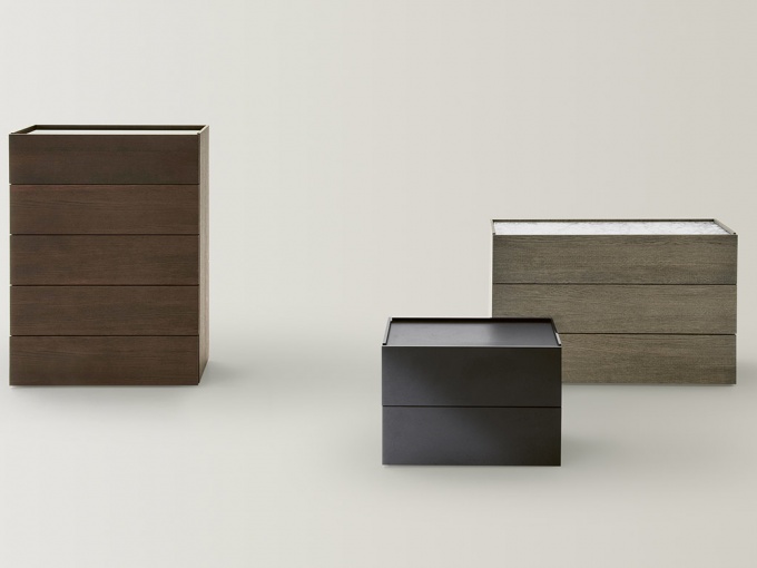 Atlante chest of drawers